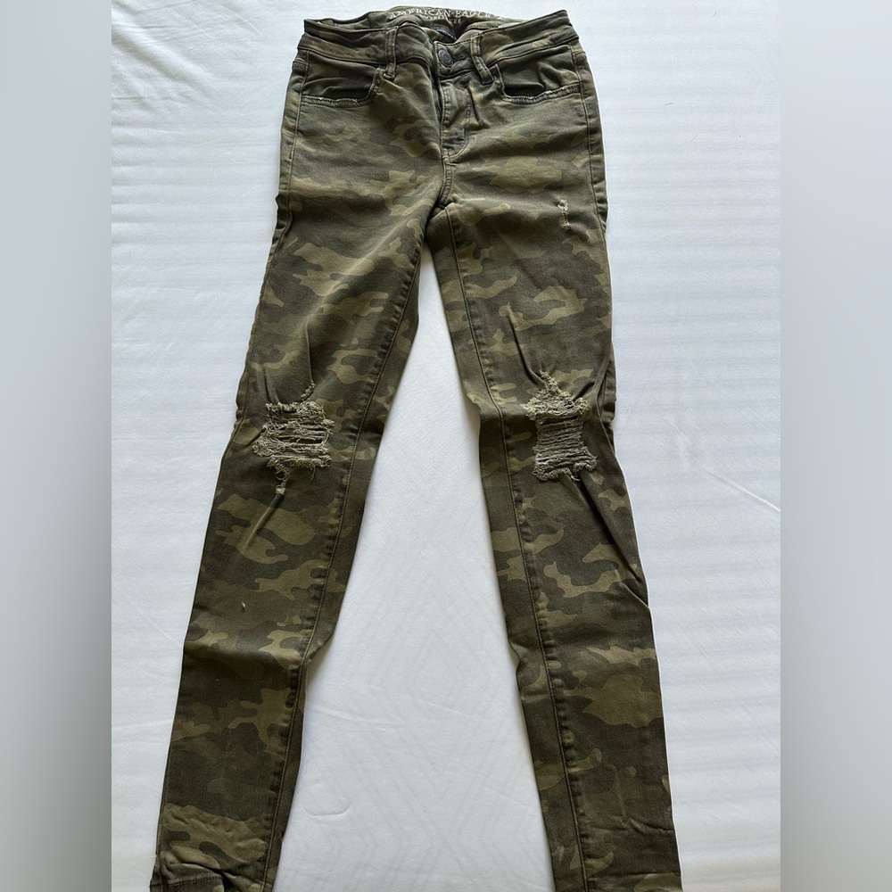 American Eagle Outfitters Camo Jeggings